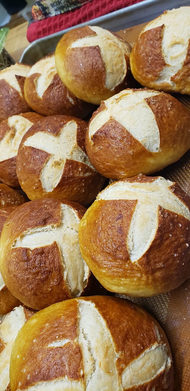 Pretzel Rolls.jpg